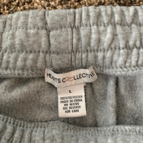 Hearts Collective Sweatpants Fleece Angel Wings Graphic Workout Comfy Y2k Size L - Picture 5 of 12